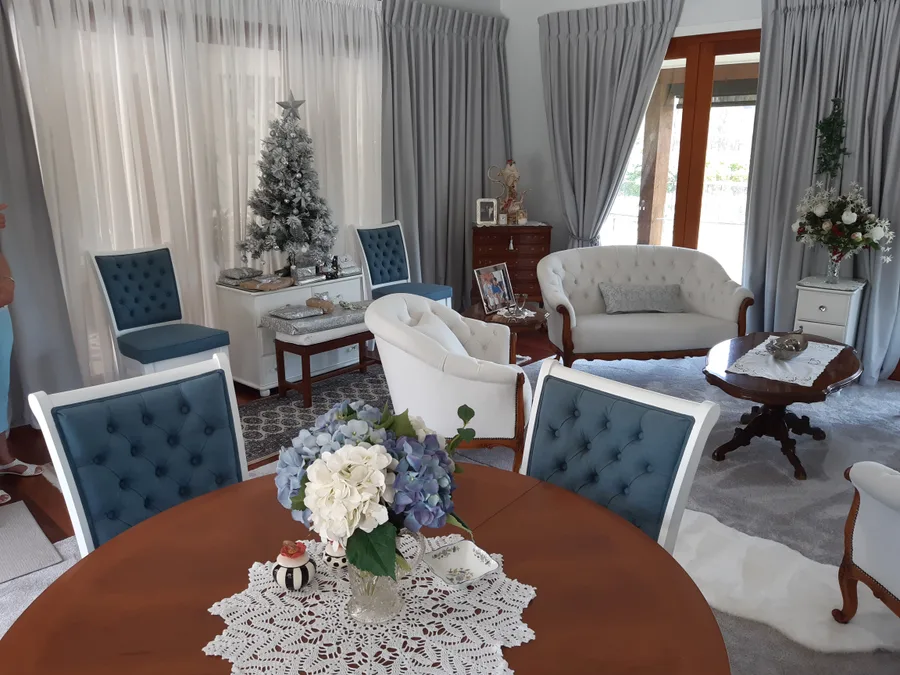 Upholstery work by Harry Taylor